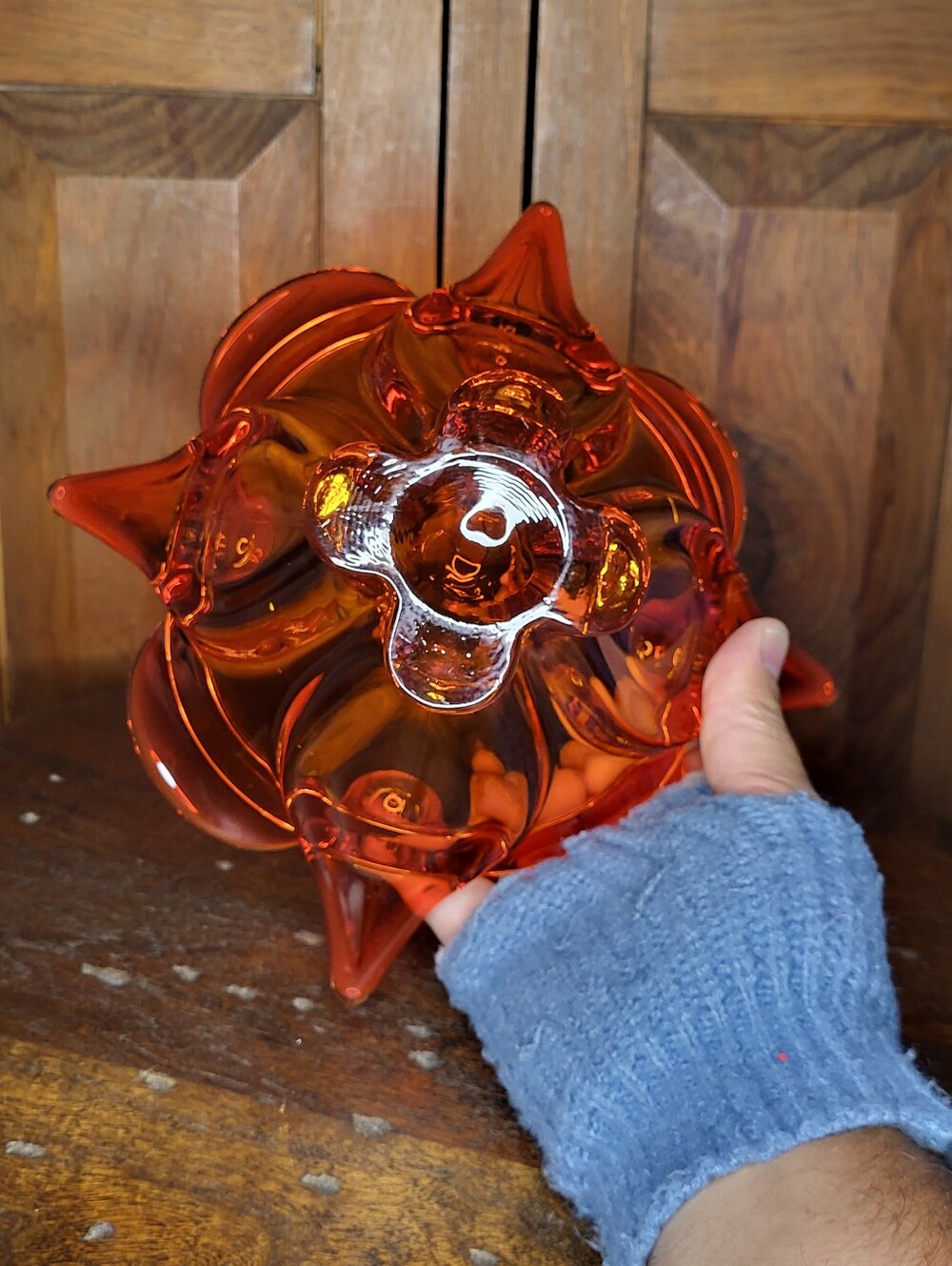 Hand-Blown Pink Glass Centerpiece Bowl - Picture 5 of 14